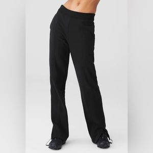 Alo High-Waist Straight Leg Slit Sweatpant